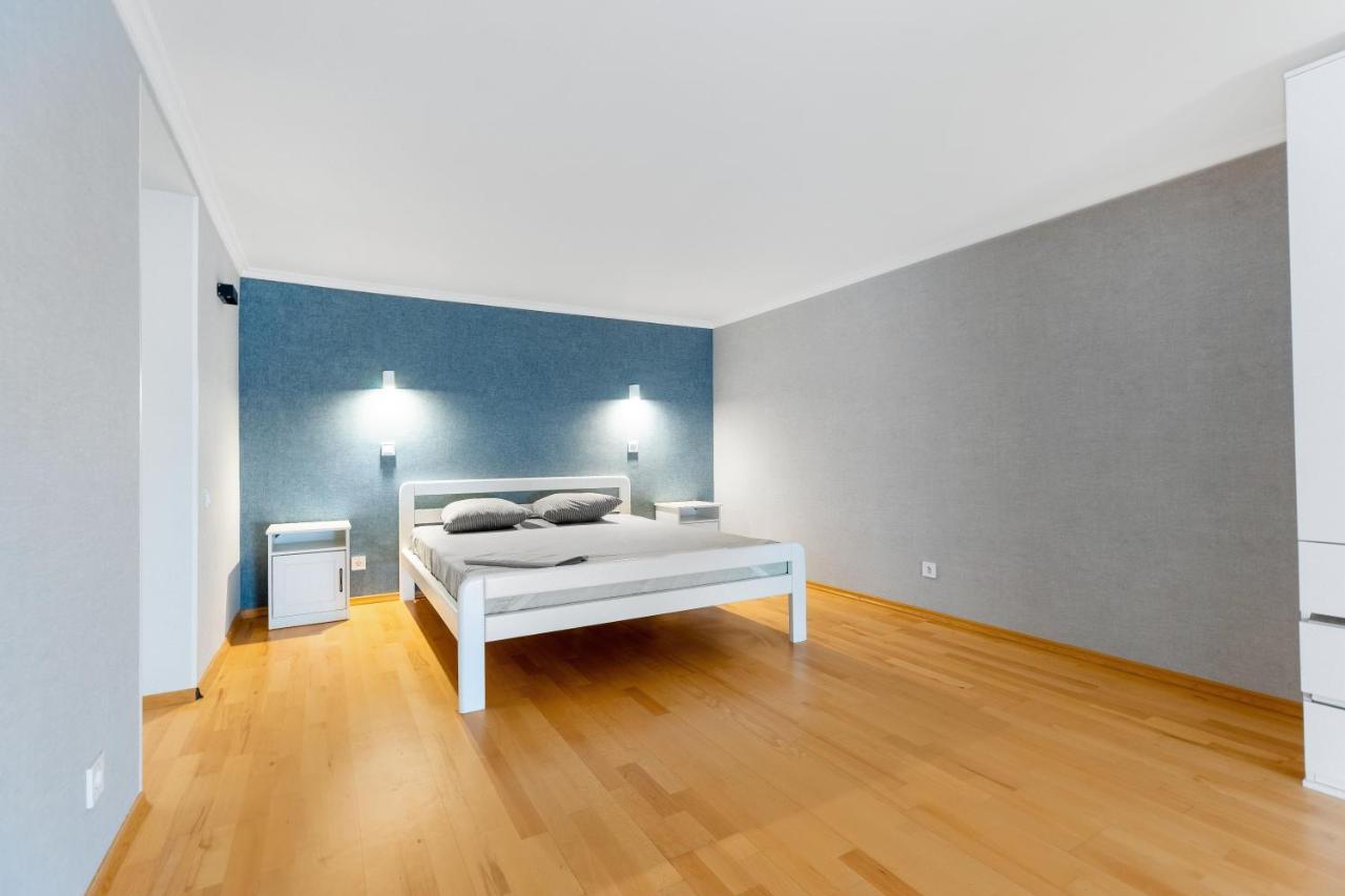 18 Deribasivska Street Jacuzzi Apartment Odessa Luaran gambar